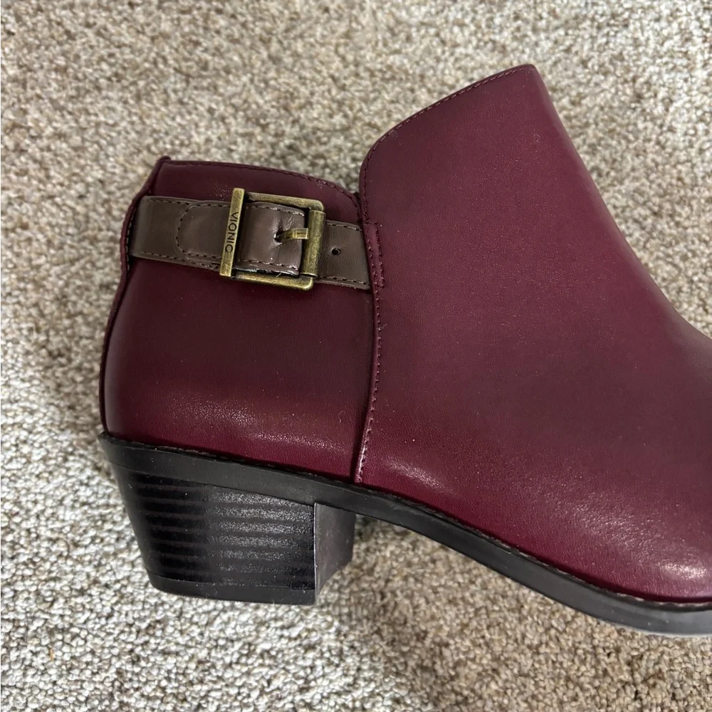 Vionic millie leather